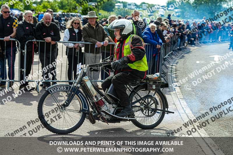 Vintage motorcycle club;eventdigitalimages;no limits trackdays;peter wileman photography;vintage motocycles;vmcc banbury run photographs